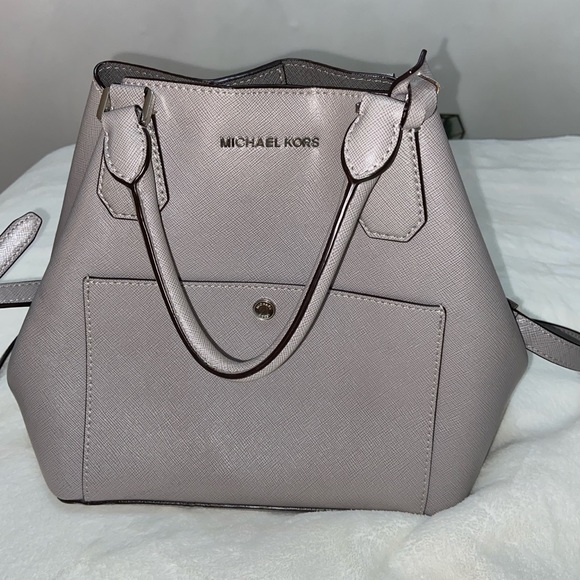 gray michael kors purse